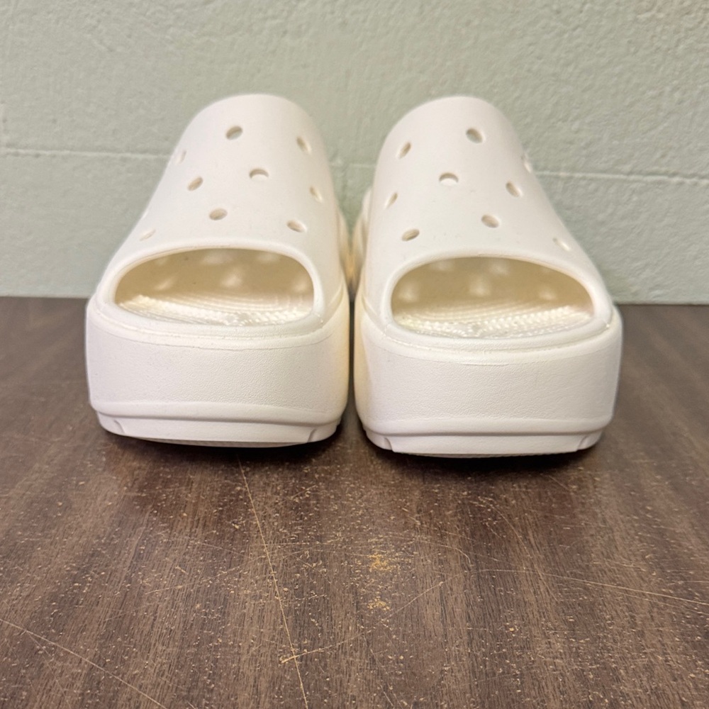 Women's Cream Slip-On Clogs Crocs
